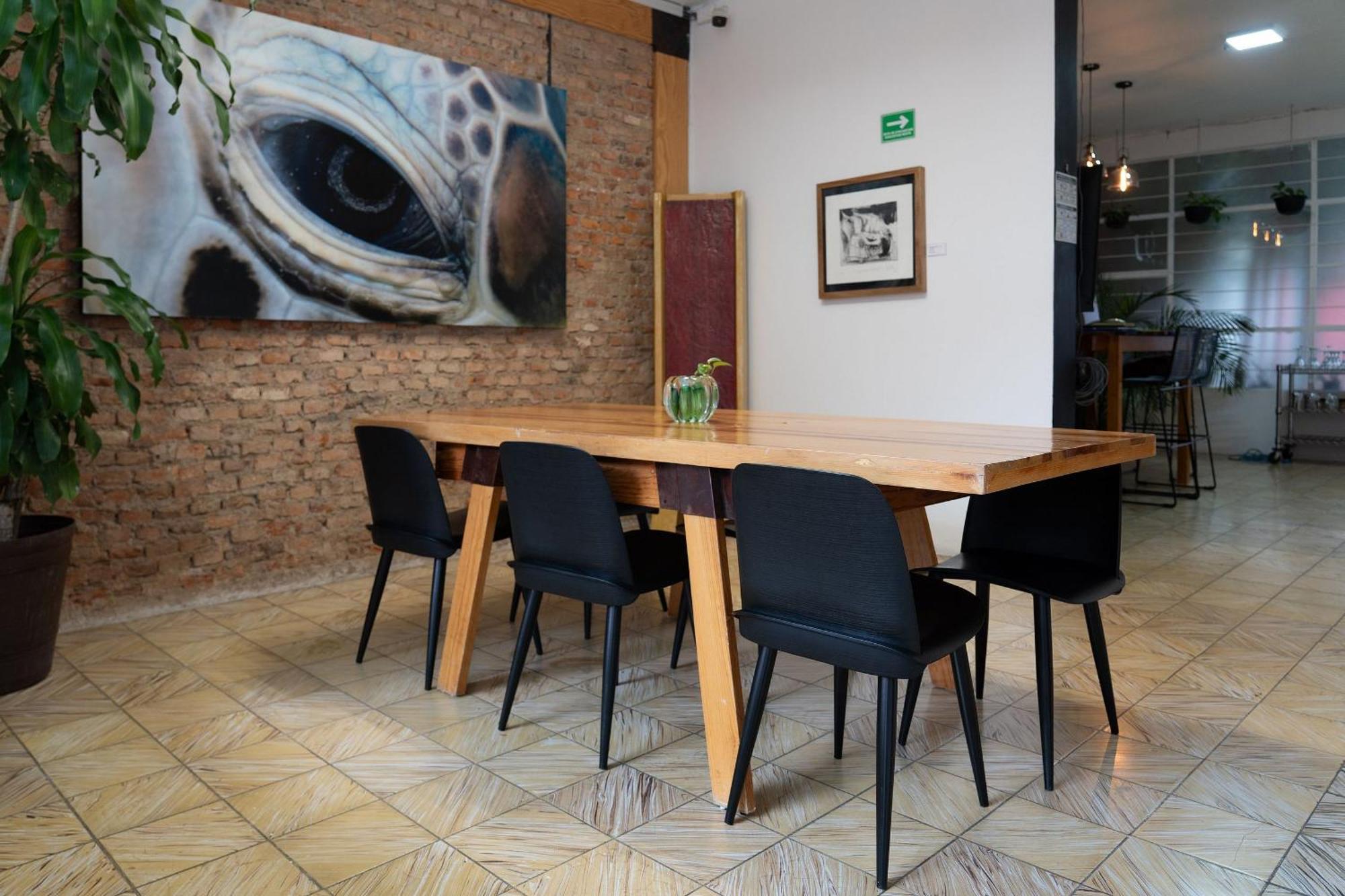 Habitaciones Privadas Con Bano Propio En Una Zona Segura Y Centrica De Guadalajara. Exterior foto