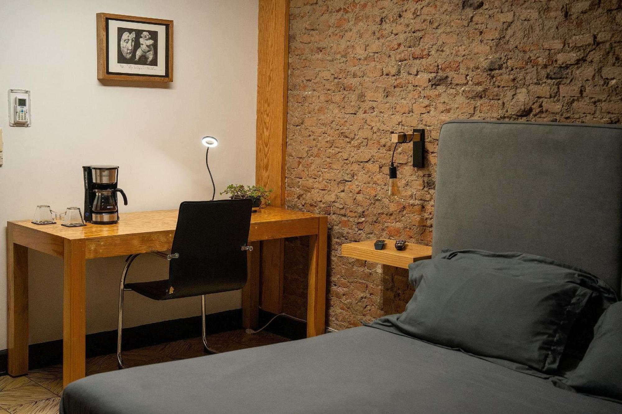 Habitaciones Privadas Con Bano Propio En Una Zona Segura Y Centrica De Guadalajara. Exterior foto